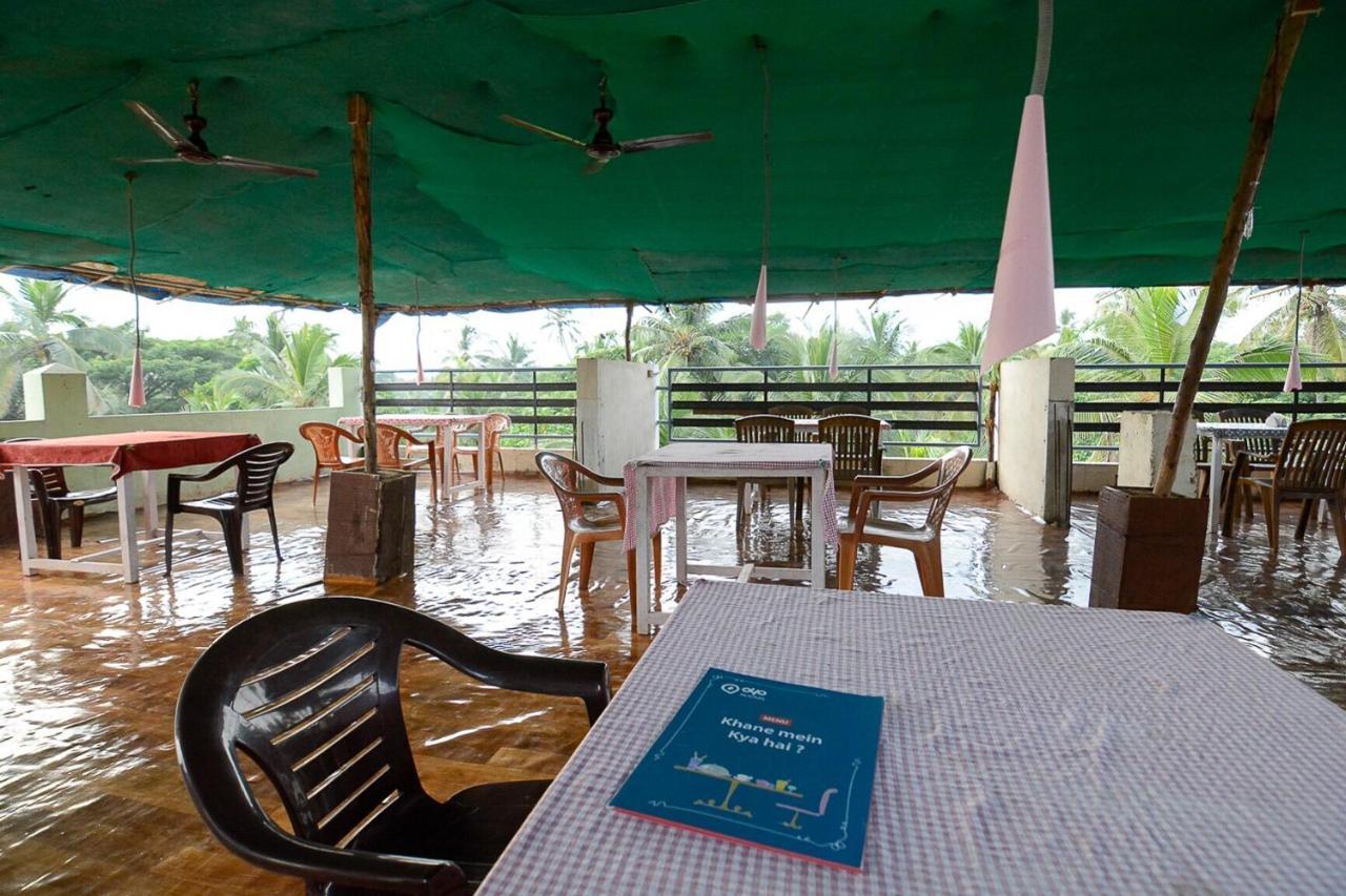 Oyo Pleasure Beach Resort Morjim Exterior photo